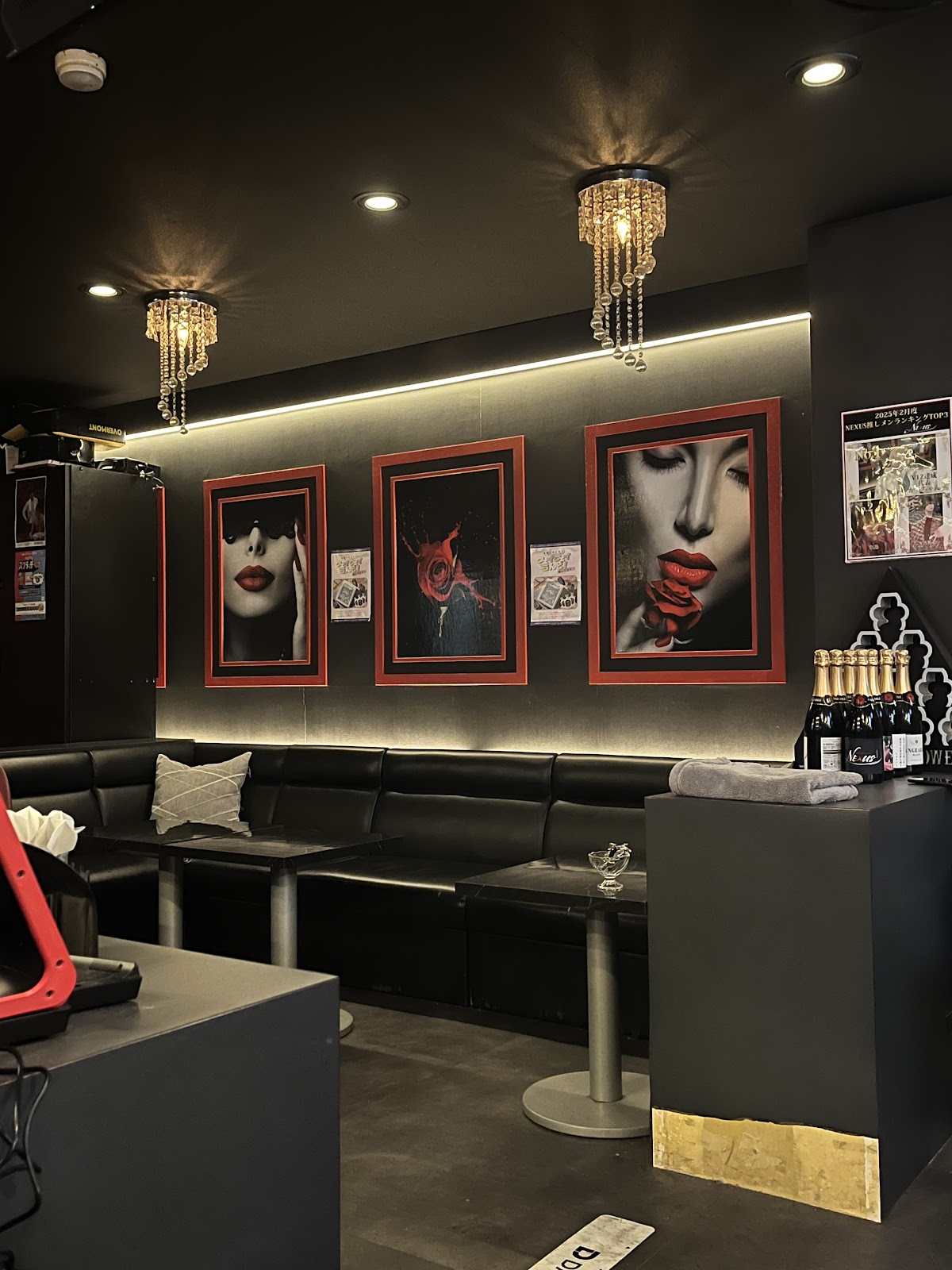 遊べるシーシャ カフェ＆バー Nexus 新宿歌舞伎町