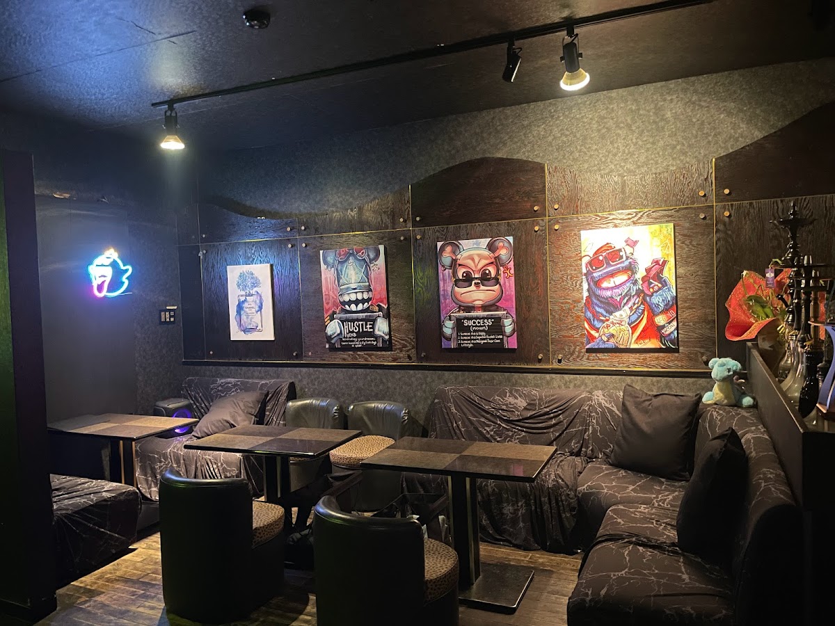 山梨 甲府 シーシャ バー family(ファミリー) 本店