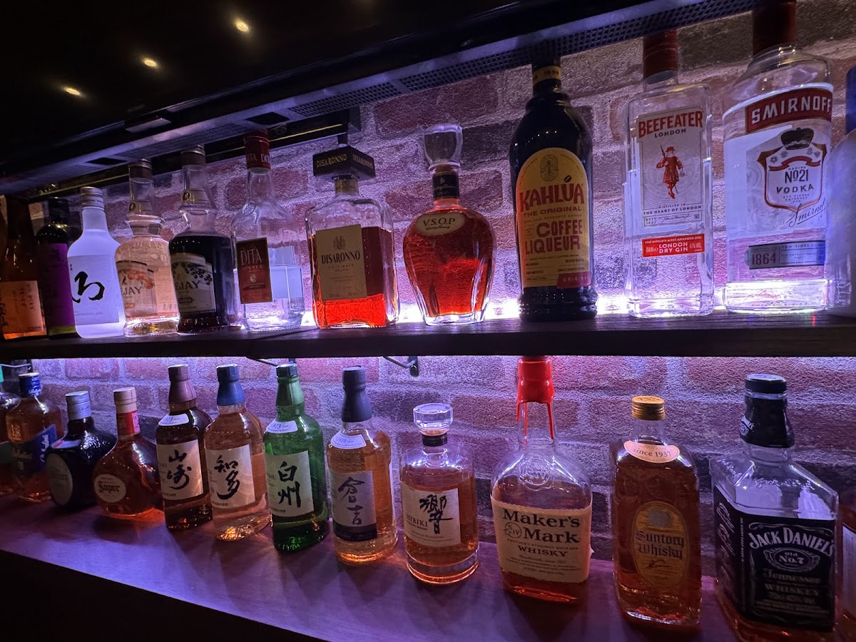 SHISHA BAR LUXES シーシャ バー ルグゼス